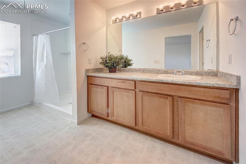 6352 Anders Ridge Ln, Colorado Springs, CO 80927