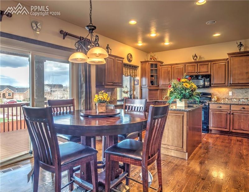 6352 Sundance Kid Dr, Colorado Springs, CO 80923