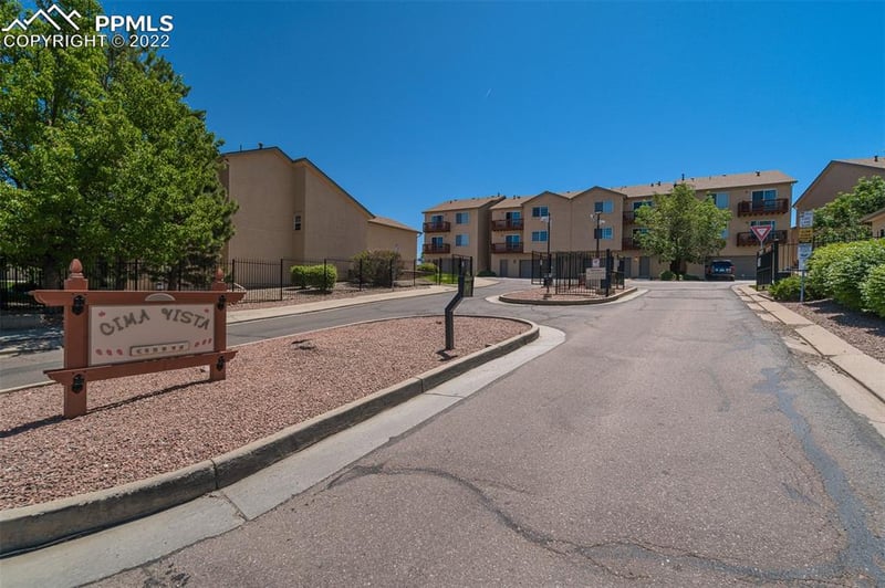 636 Cima Vista Point, Colorado Springs, CO 80916