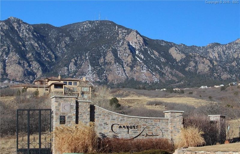 6365 Farthing Dr, Colorado Springs, CO 80906