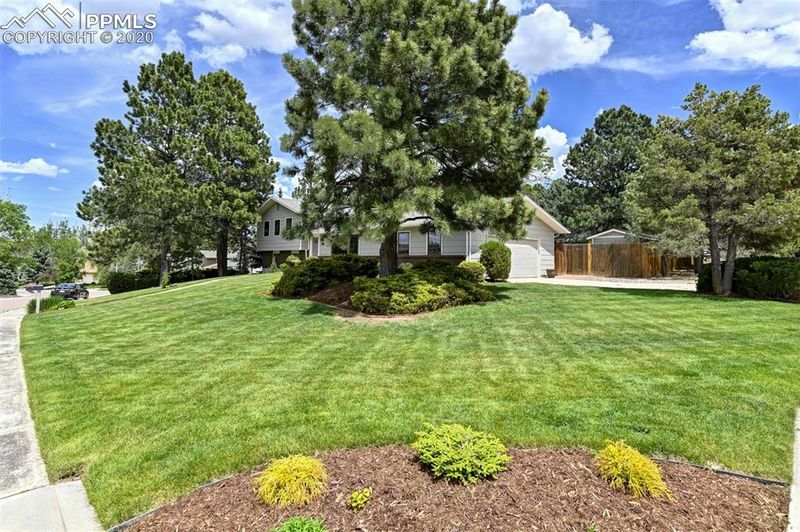 6375 Garlock Way, Colorado Springs, CO 80918