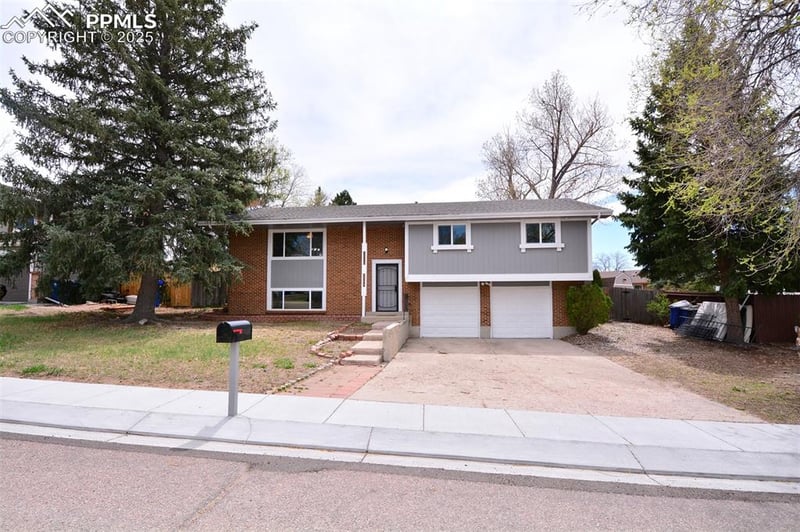 6380 Pawnee Cir, Colorado Springs, CO 80915