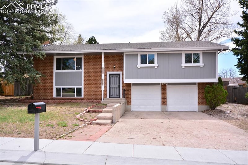 6380 Pawnee Cir, Colorado Springs, CO 80915