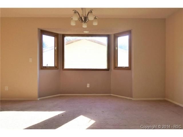 6382 Pulpit Rock Dr, Colorado Springs, CO 80918