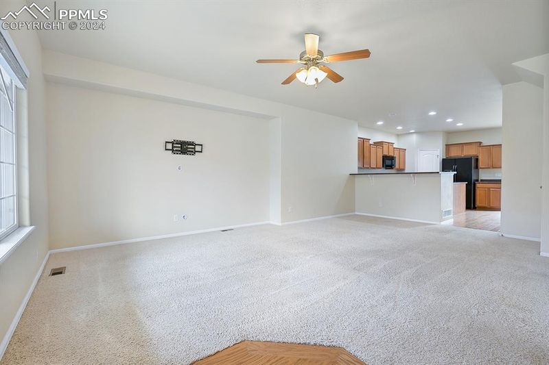 6387 Pilgrimage Rd, Colorado Springs, CO 80925