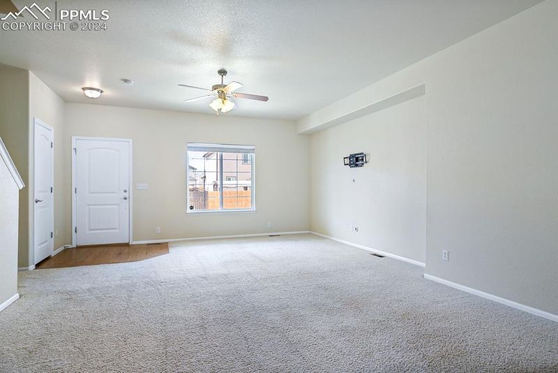6387 Pilgrimage Rd, Colorado Springs, CO 80925
