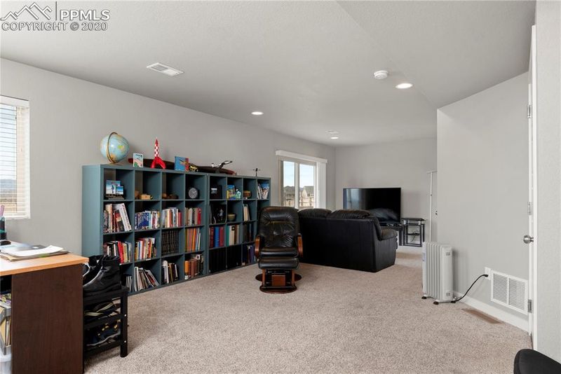 6390 John Muir Trl, Colorado Springs, CO 80927