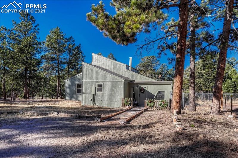 6390 Shoup Rd, Colorado Springs, CO 80908