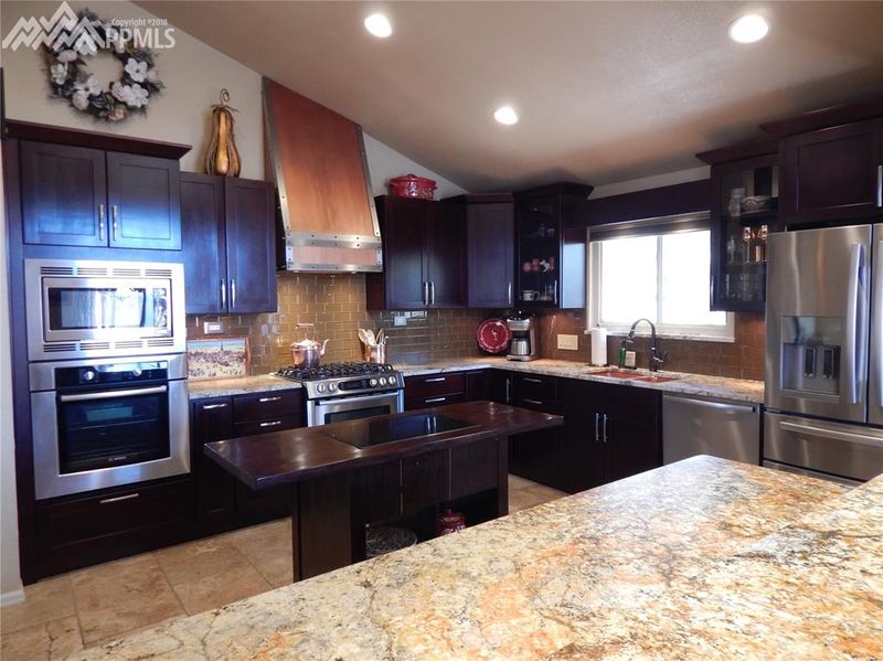 6391 Delmonico Dr, Colorado Springs, CO 80919