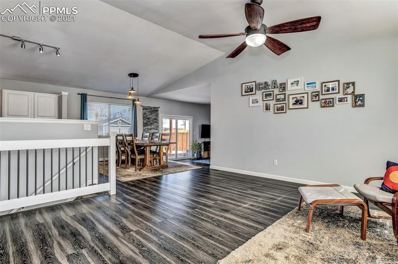 6394 Pulpit Rock Dr, Colorado Springs, CO 80918