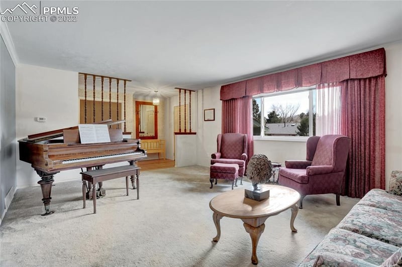 640 Allegheny Dr, Colorado Springs, CO 80919