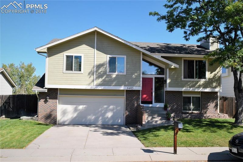 6405 Fall River Dr, Colorado Springs, CO 80918