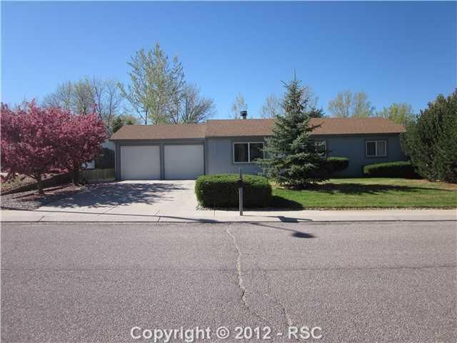 6405 Lange Dr, Colorado Springs, CO 80918
