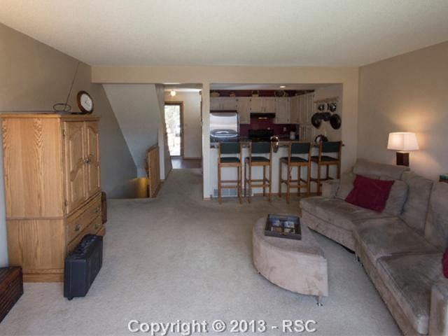6412 Jonathon Ct, Colorado Springs, CO 80918