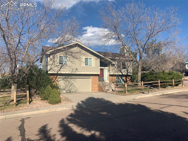 6415 Montarbor Dr, Colorado Springs, CO 80918
