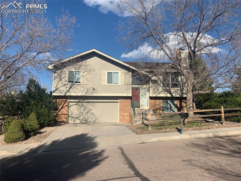 6415 Montarbor Dr, Colorado Springs, CO 80918