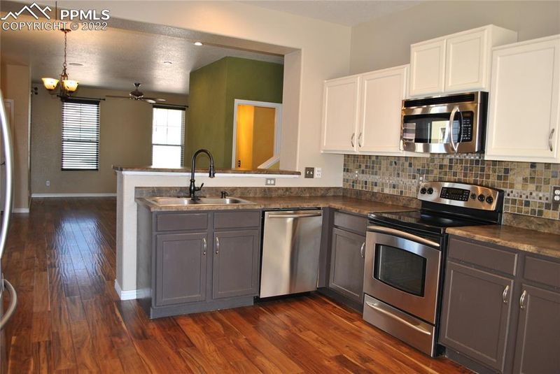 6419 Silverwind Cir, Colorado Springs, CO 80923
