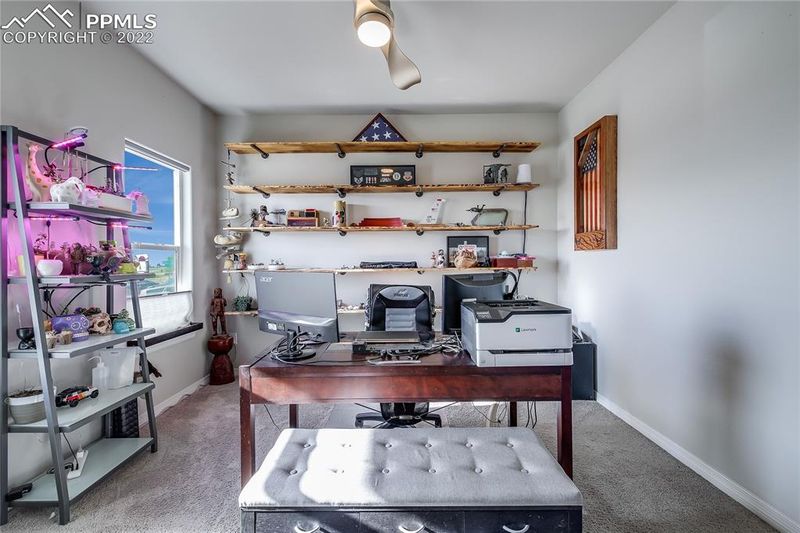 6424 Mountain Dale Dr, Colorado Springs, CO 80927