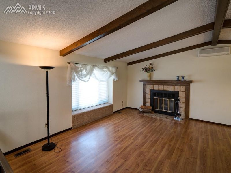 6425 Lange Dr, Colorado Springs, CO 80918