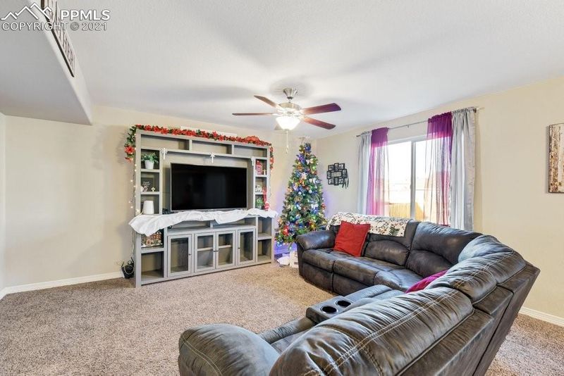 6429 Chaplin Dr, Colorado Springs, CO 80925