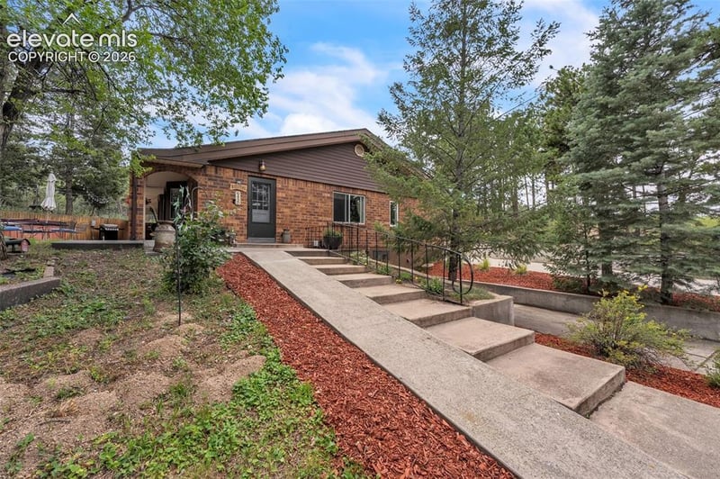6430 Burrows Rd, Colorado Springs, CO 80908