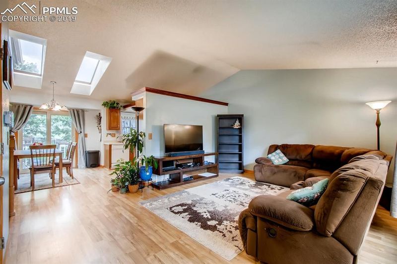 6430 Montarbor Dr, Colorado Springs, CO 80918