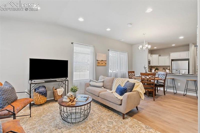 6431 Old Glory Dr, Colorado Springs, CO 80925