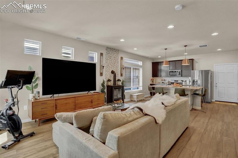 6432 Rockcorry Hts, Colorado Springs, CO 80927