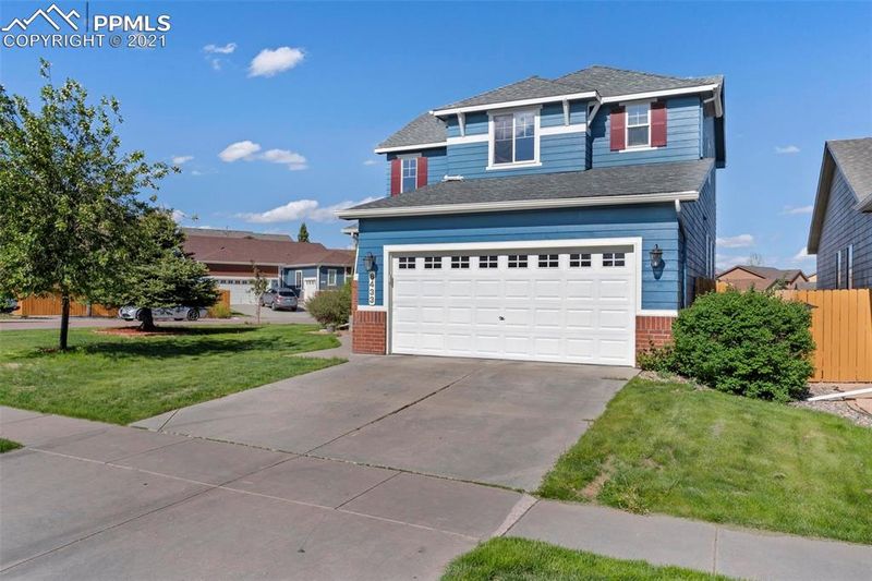 6433 Shimmering Creek Dr, Colorado Springs, CO 80923
