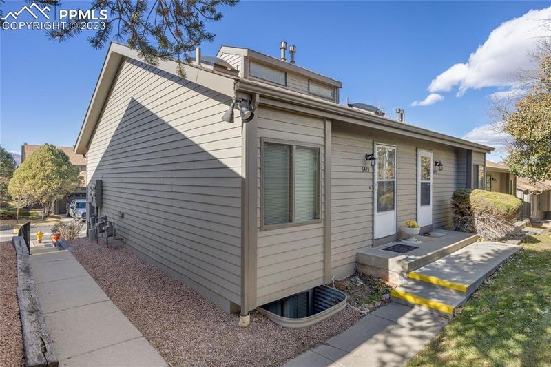 6435 Jonathon Ct, Colorado Springs, CO 80918