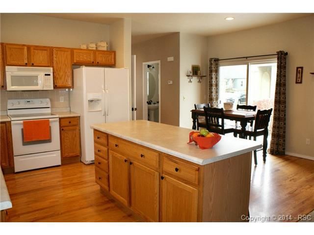 6447 Sunny Meadow St, Colorado Springs, CO 80923