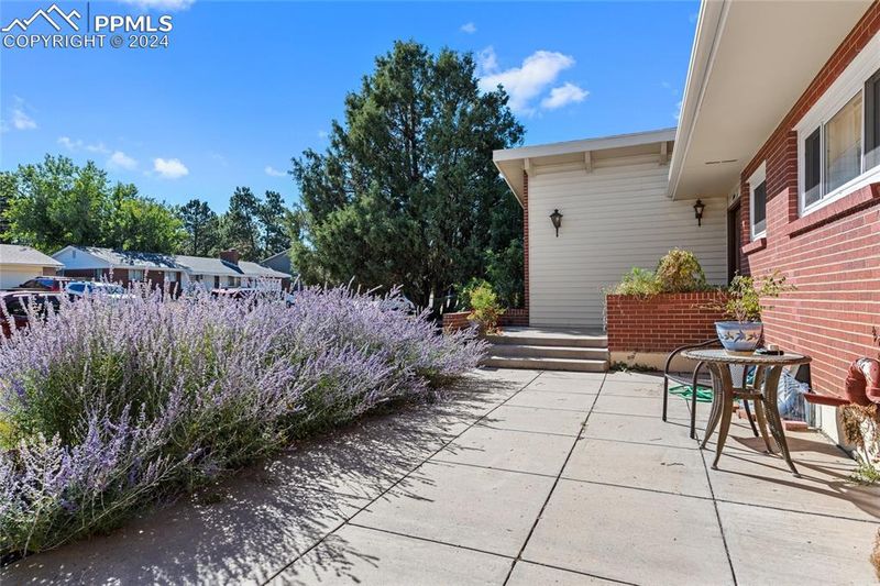 6448 E Wicklow Cir, Colorado Springs, CO 80918