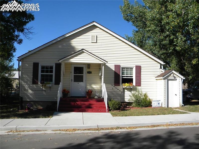645 7th St, Calhan, CO 80808