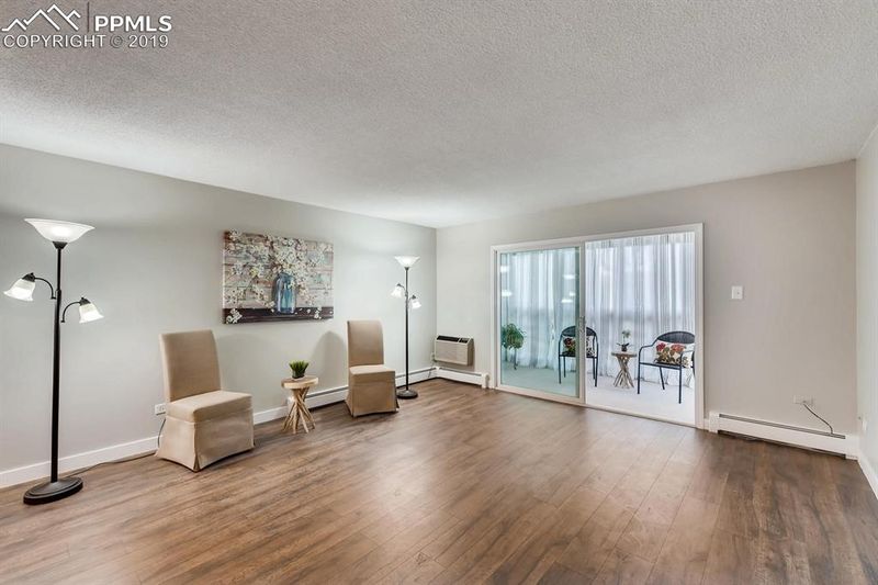 645 S Alton Way #11C, Denver, CO 80247