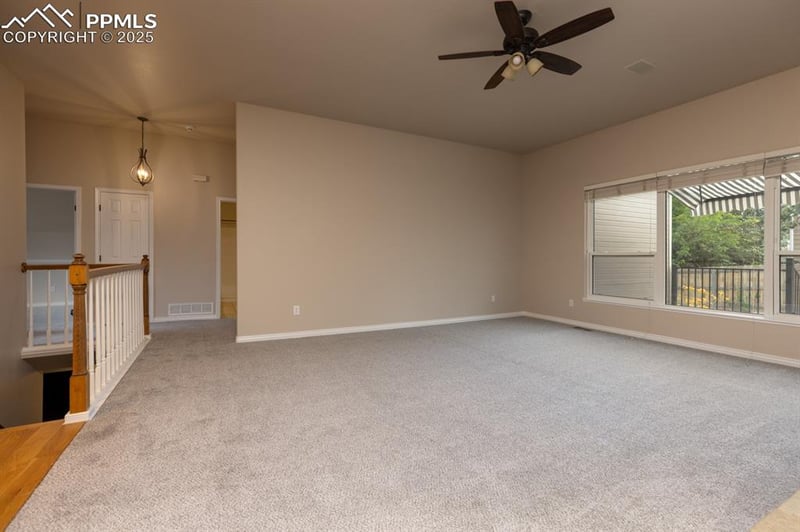 645 Robinglen Ct, Colorado Springs, CO 80906