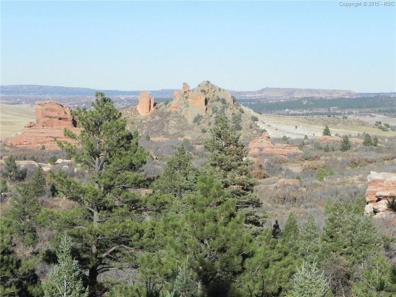 6454 Thunderbird Rd, Larkspur, CO 80118