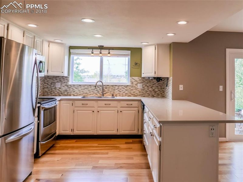 6455 Fall River Dr, Colorado Springs, CO 80918