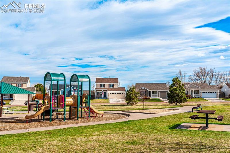 6459 Summit Peak Dr, Colorado Springs, CO 80923