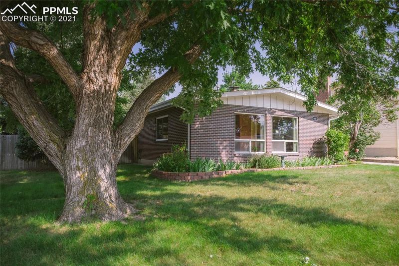 6459 E Wicklow Cir, Colorado Springs, CO 80918