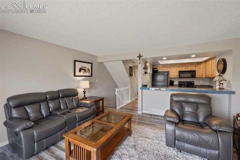 6460 Jonathan Ct, Colorado Springs, CO 80918