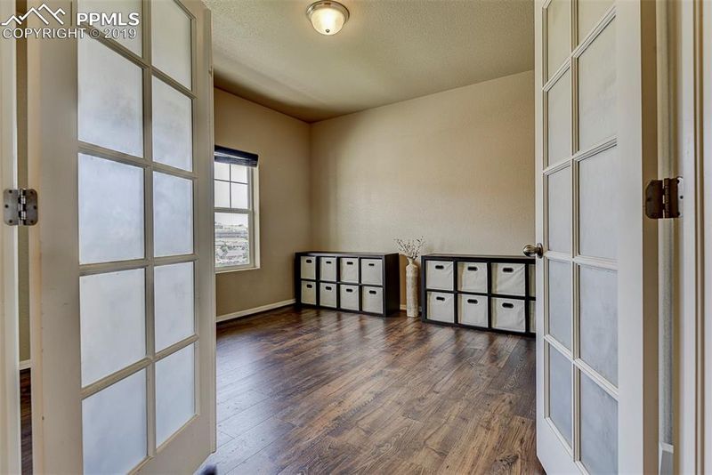 6469 Kilkenny Ct, Colorado Springs, CO 80923