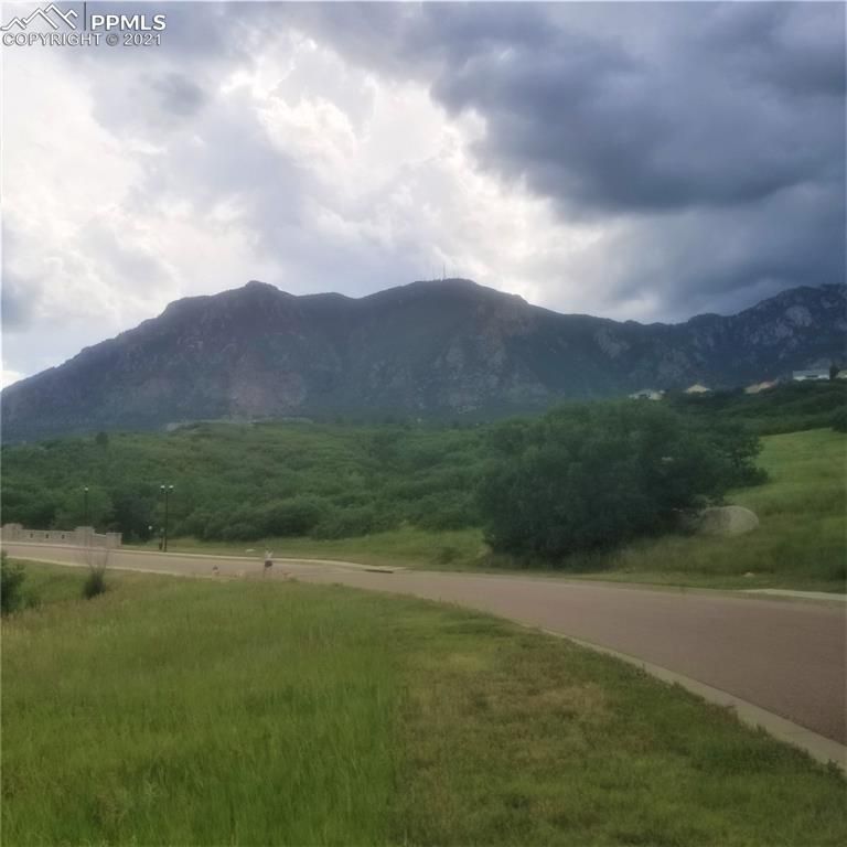 6470 Farthing Dr, Colorado Springs, CO 80906