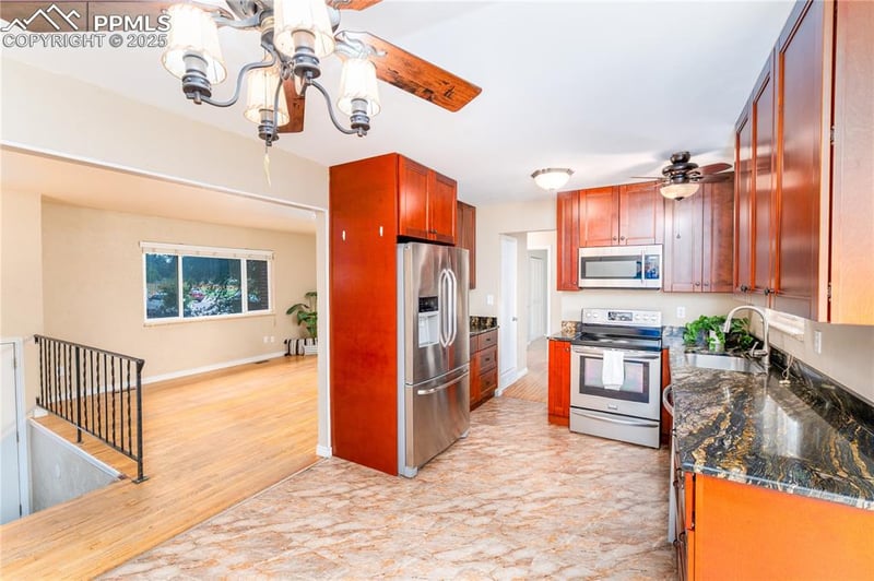 648 Syracuse St, Colorado Springs, CO 80911