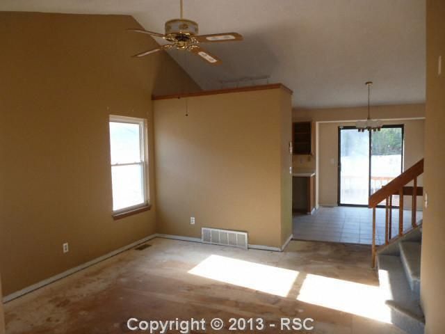 6480 Lonsdale Dr, Colorado Springs, CO 80915