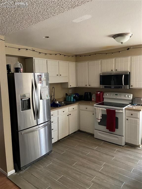 6485 Omaha Blvd, Colorado Springs, CO 80915