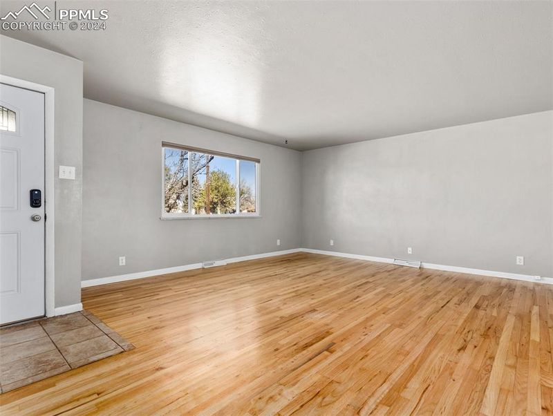 65 University Cir, Pueblo, CO 81005