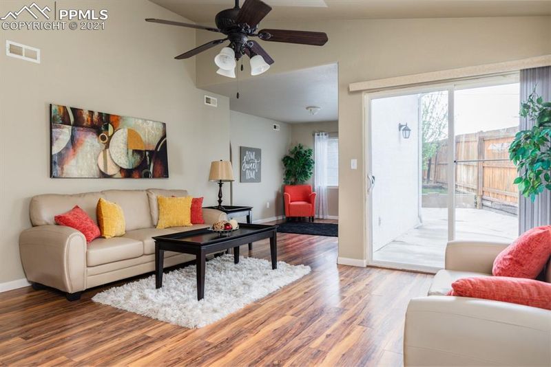 650 Ardath Ln, Pueblo, CO 81005