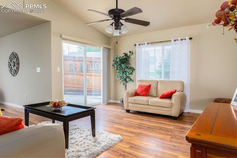 650 Ardath Ln, Pueblo, CO 81005