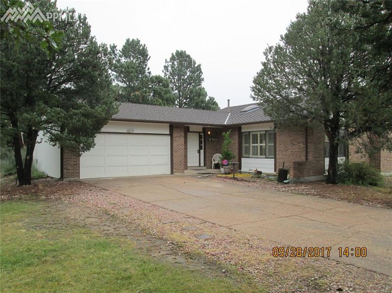 650 Big Valley Dr, Colorado Springs, CO 80919