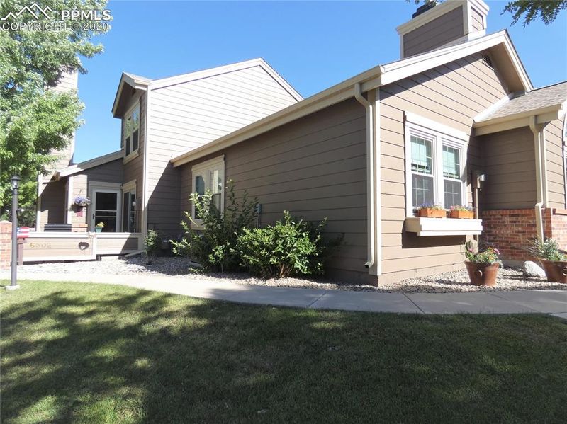 6502 Foxdale Cir, Colorado Springs, CO 80919